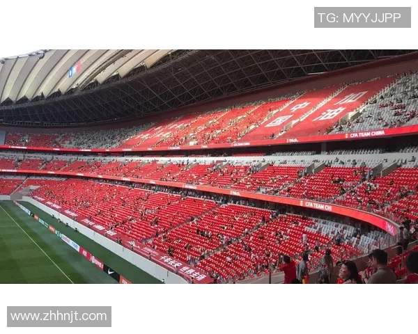 西安足球队近期表现引发热议球迷对状态和战术展开激烈讨论